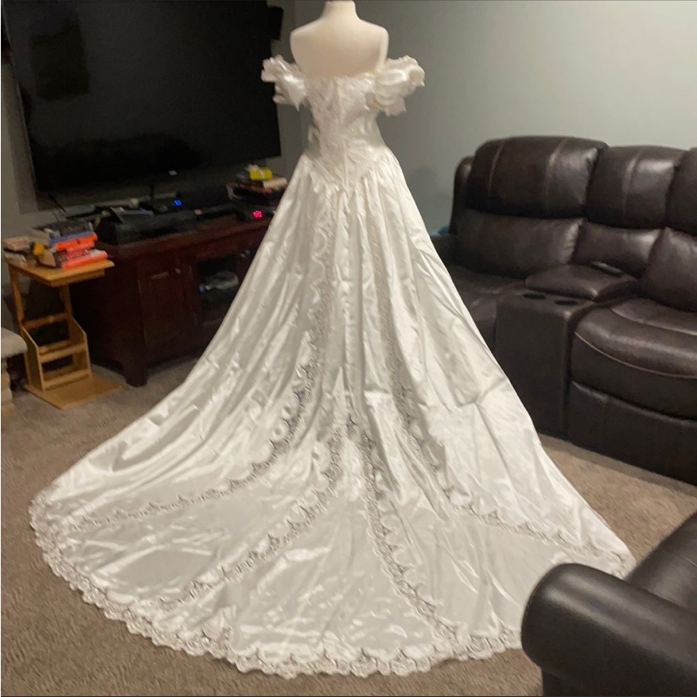 Vintage Wedding Dress